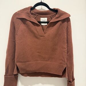 Abercrombie & Fitch Women's Sweater in Brown